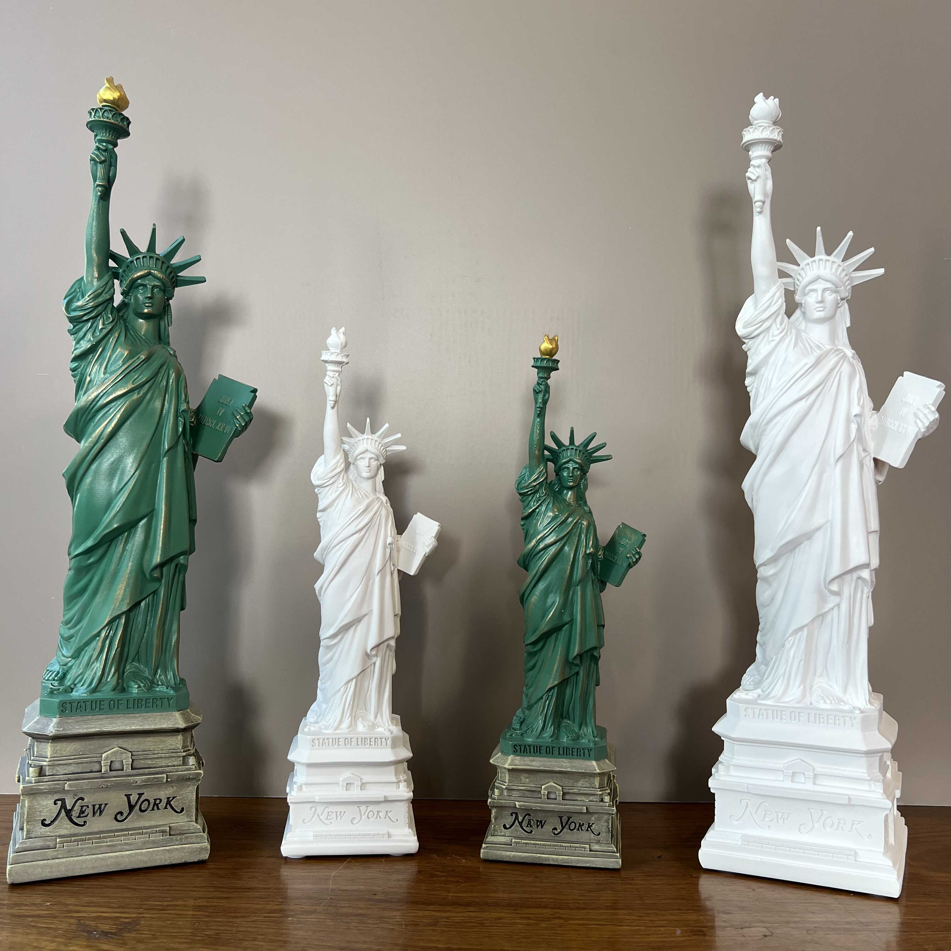 Travel Accessories For Europe - YuryFvna Vrijheidsbeeld Model Bureauaccessoires Verzamelobjecten Reissouvenirs