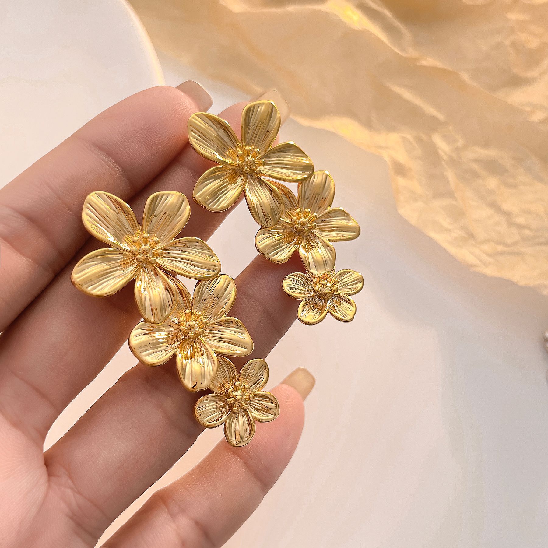 Travel Accessories For Europe - Kshmir Metalen Bloem Kwast Oorbellen Voor